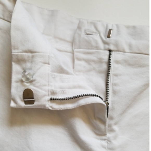 🆕️⬇️🎉HOST PICK🎉 Cynthia Rowley White Embroidered Trim Shorts - Picture 4 of 8